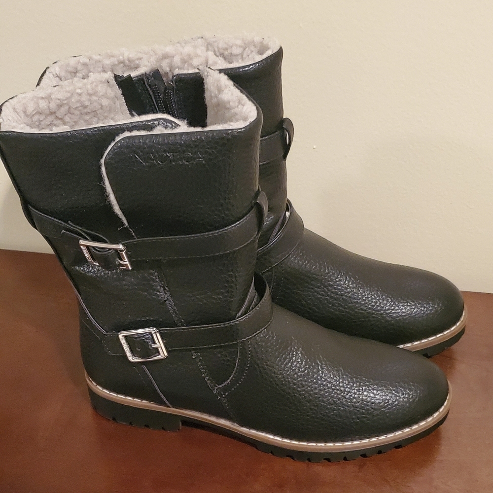Nautica Boots NWOT